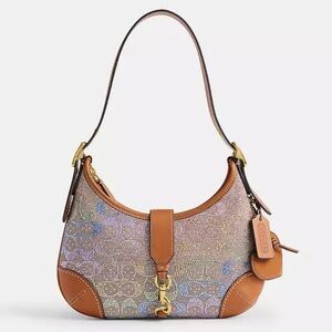 NWT Coach Hamptons Hobo Bag in Crystal Signature Jacquard